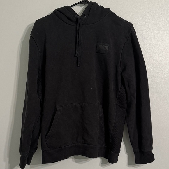 Puma Men's Black Hoodie - Picture 1 of 3